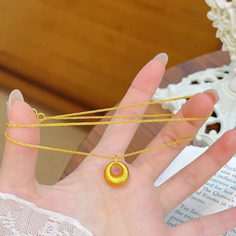 ゴールドアクセサリー レディース 渦巻きモチーフ ペンダント ネックレス