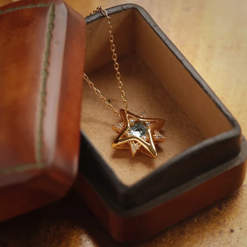 ゴールドアクセサリー レディース 星空 ネックレス