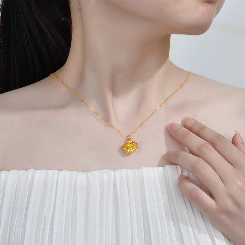 ゴールドアクセサリー レディース 可憐な薔薇モチーフネックレス