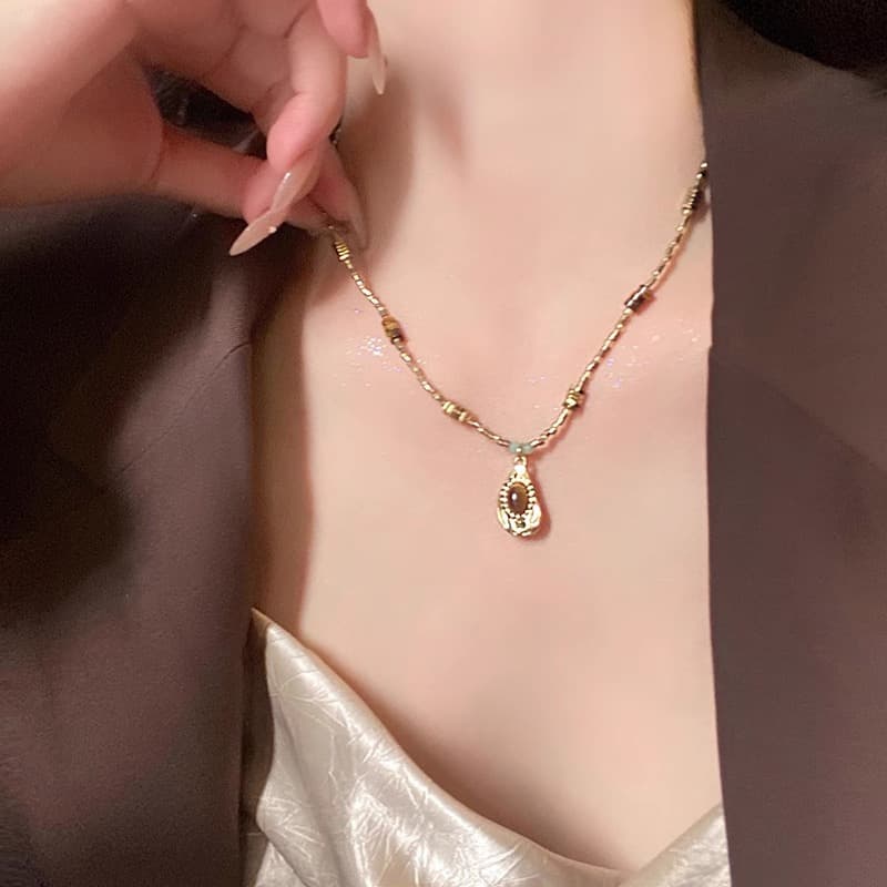 ゴールドアクセサリー レディース 小粒天然石ペンドレイヤードネックレス