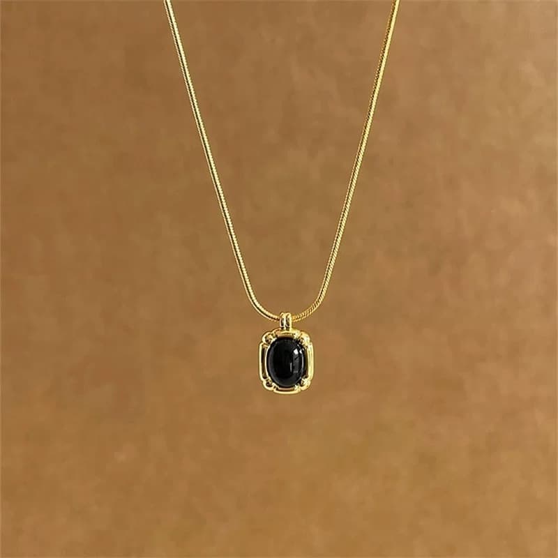 ゴールドアクセサリー レディース オニキス 黒瑪瑙 ネックレス