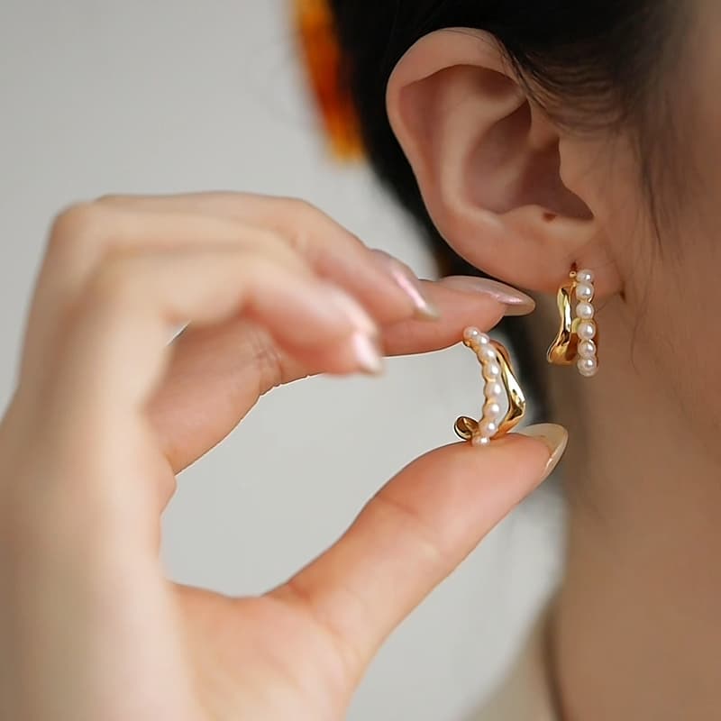 ゴールドアクセサリー レディース 真珠付きフープピアス