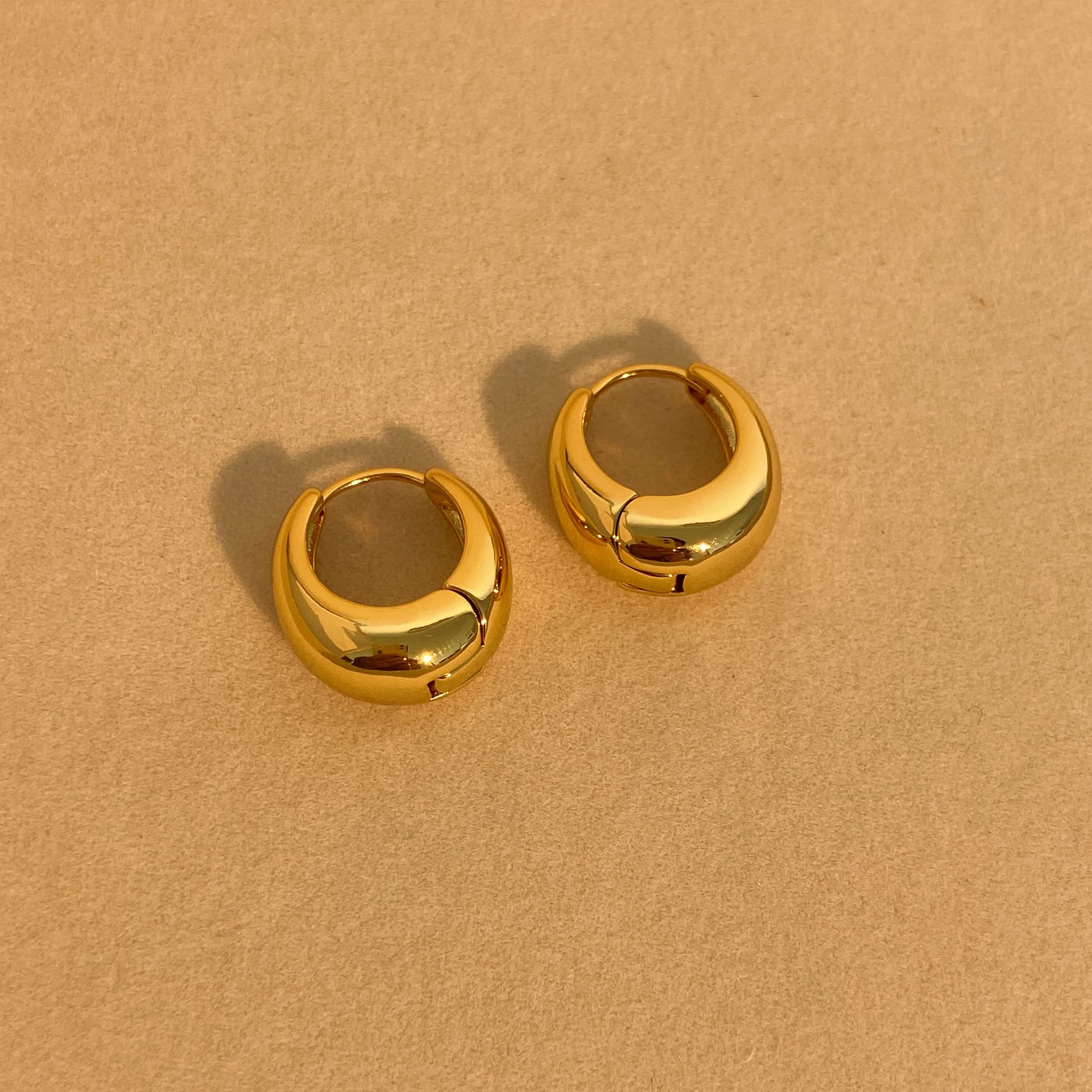 ゴールドアクセサリー レディース シンプルモダンフープピアス