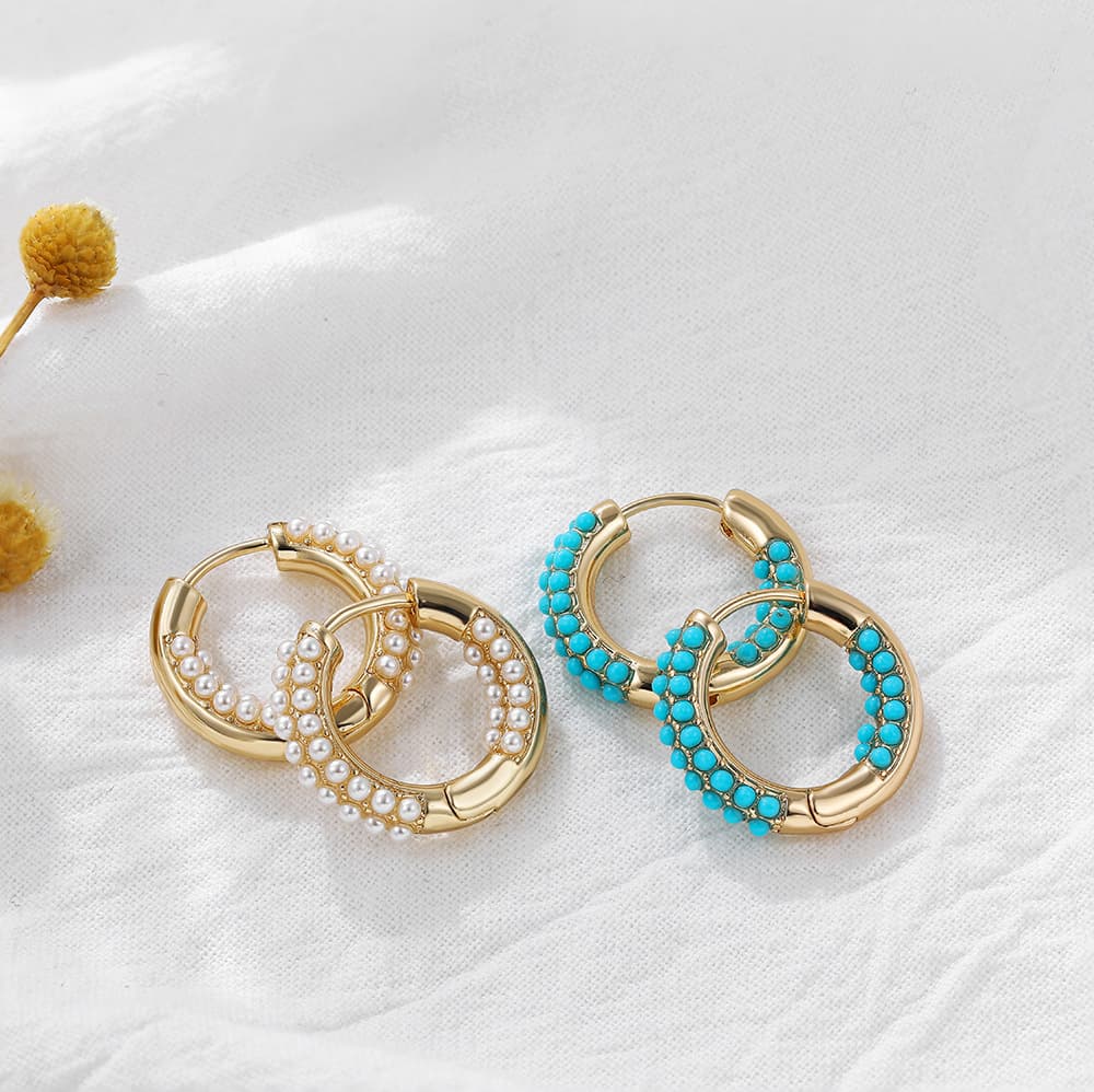 ゴールドアクセサリー レディース 華やかフープピアス