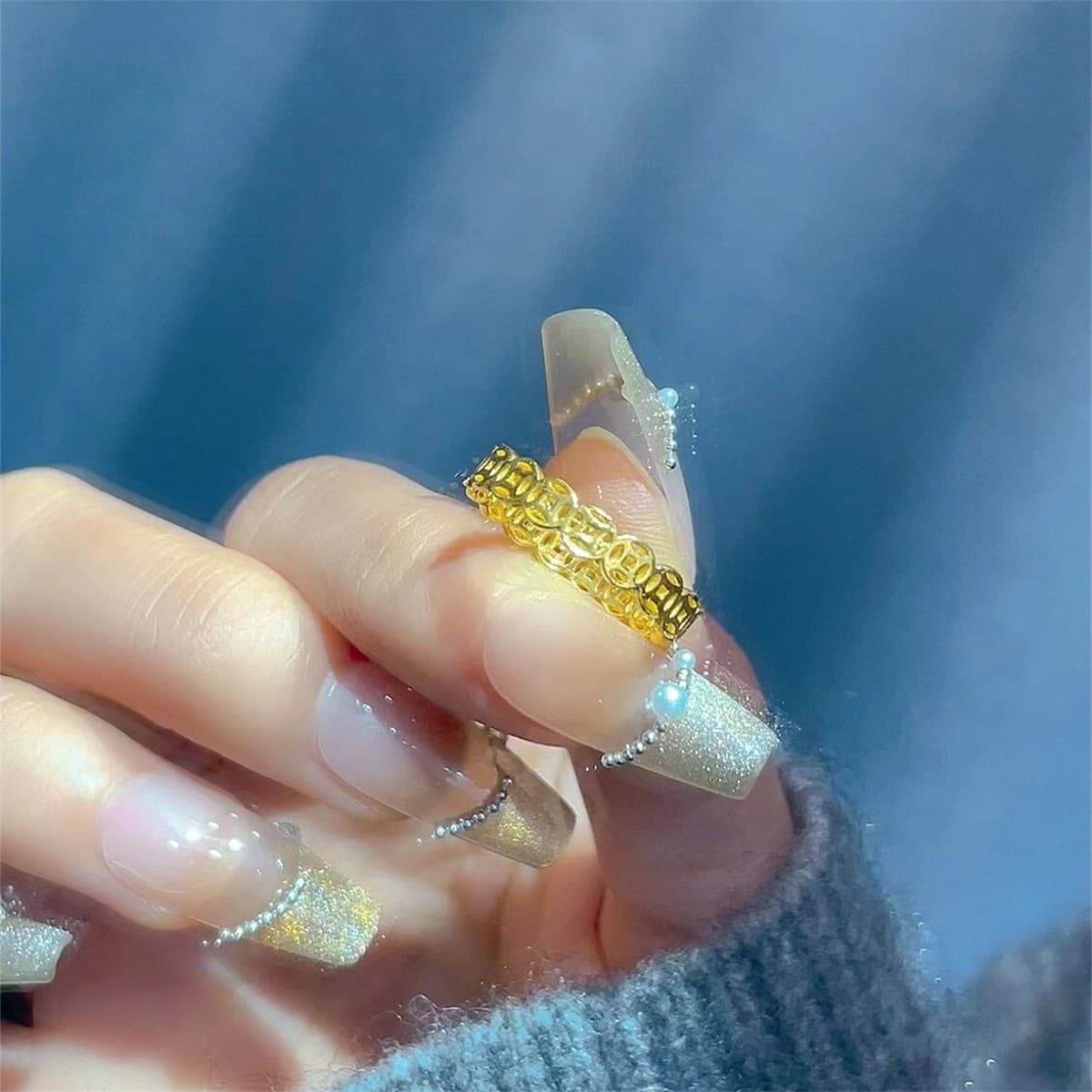 ゴールドアクセサリー レディース 透かし彫り模様のリング